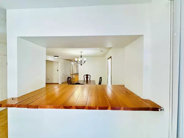 Johns Island, SC 29455,1966 Suzanne St