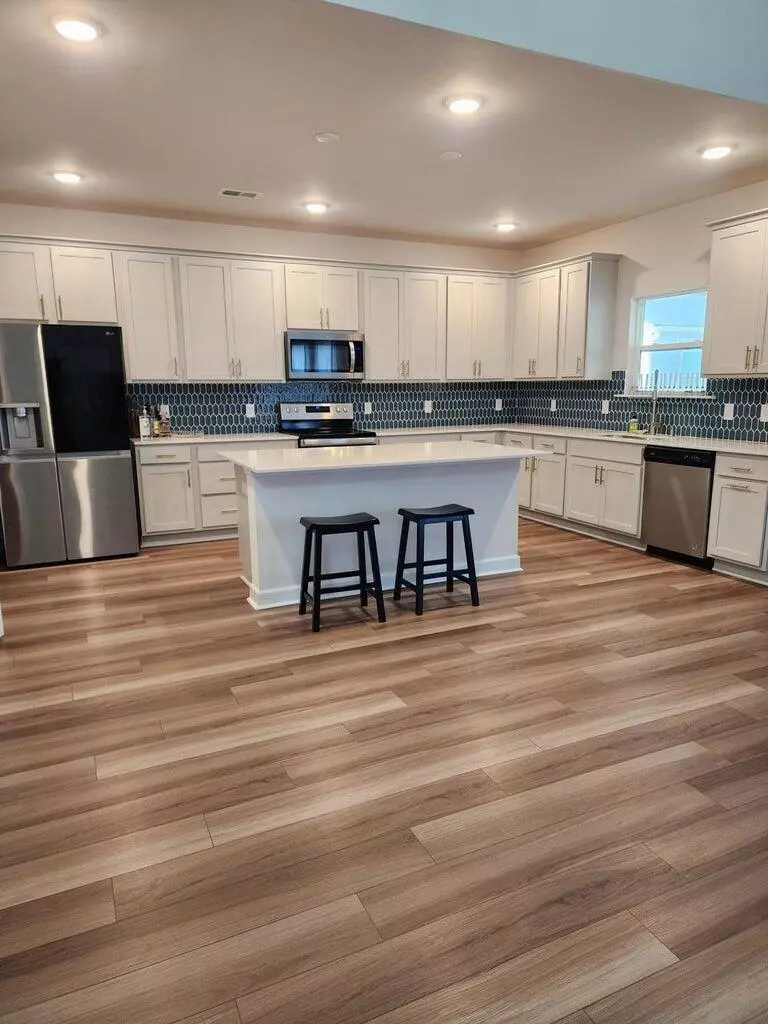 Charleston, SC 29414,3198 Safe Harbor Way Way