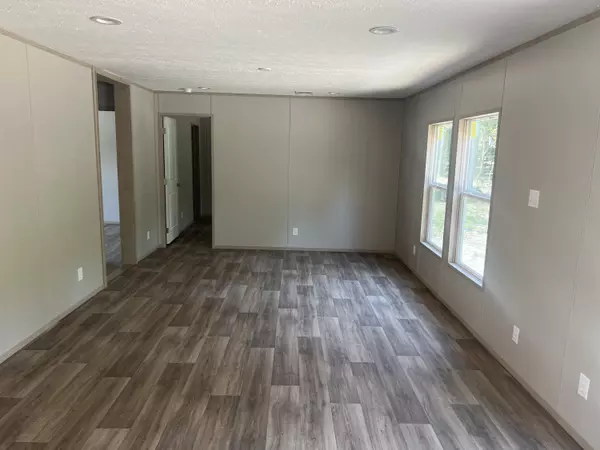 Eutawville, SC 29048,109 Martin Dr