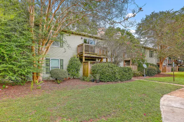 1402 Camp Rd #11-E,  Charleston,  SC 29412