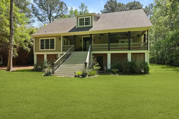 1575 Tacky Point Rd, Wadmalaw Island, SC 29487