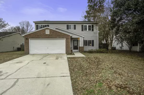 305 Catawba Dr, Summerville, SC 29483