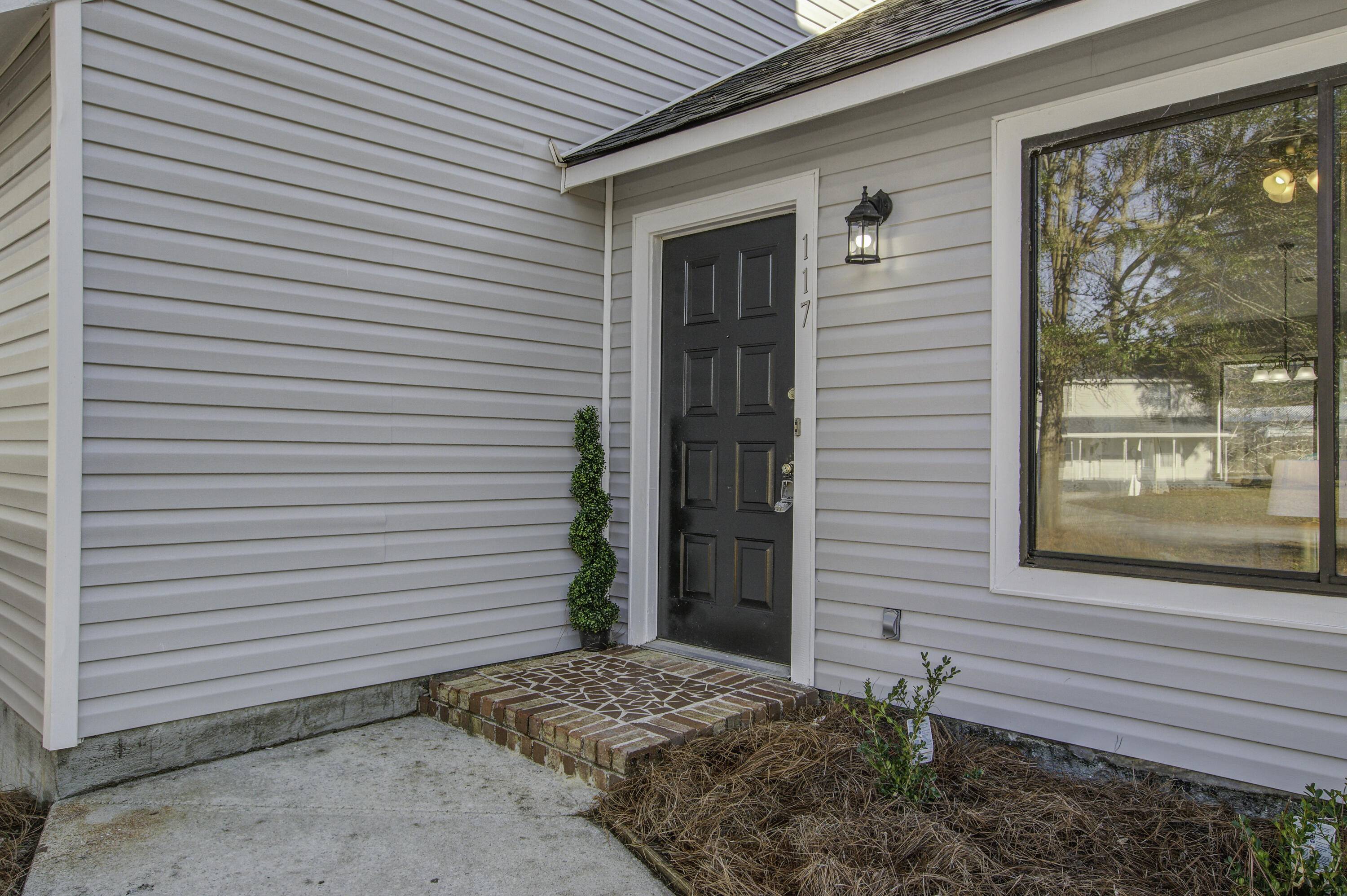 Ladson, SC 29456,117 Hummingbird Ave