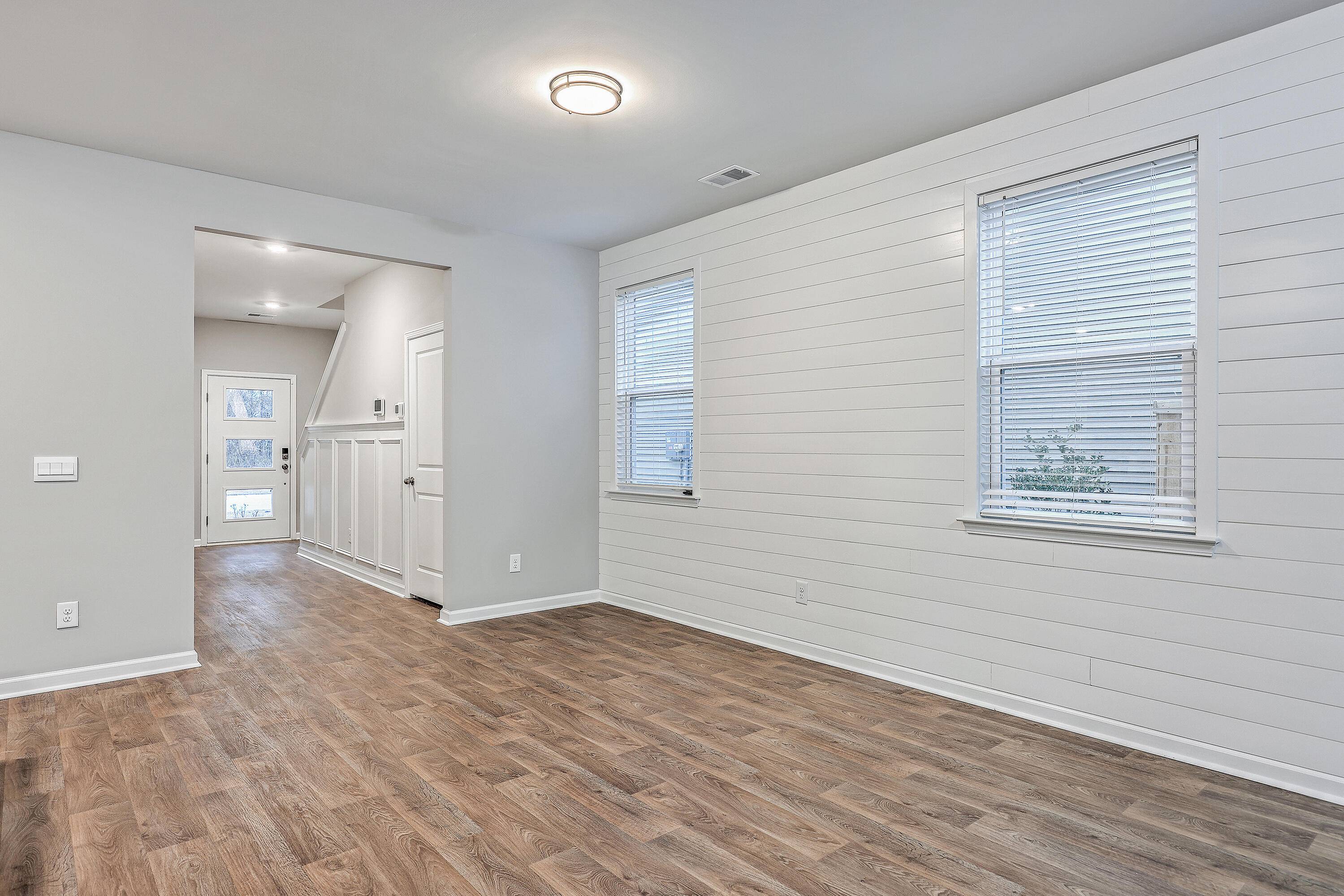 Summerville, SC 29483,343 Lake Ridge Blvd