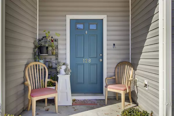 Goose Creek, SC 29445,128 Buchanan Cir