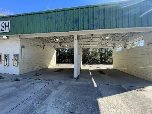 Holly Hill, SC 29059,916 Hart St