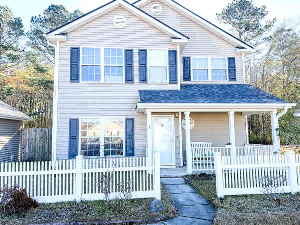 207 Moon Dance Ln, Summerville, SC 29483