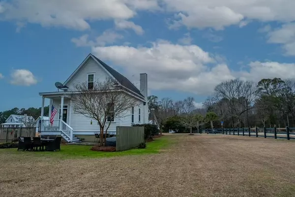 Awendaw, SC 29429,1104 Hitchfield Ln