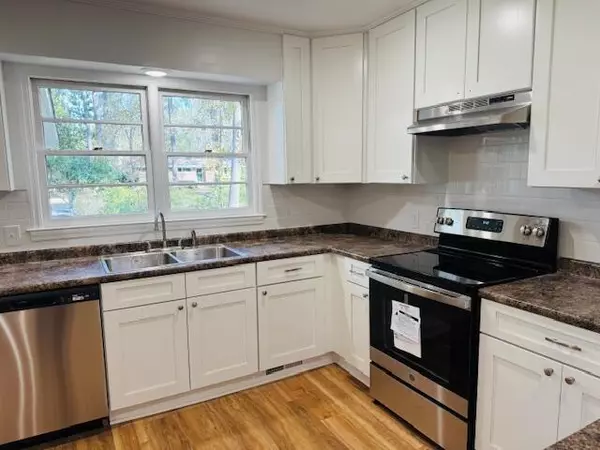 Hampton, SC 29924,303 Joey St