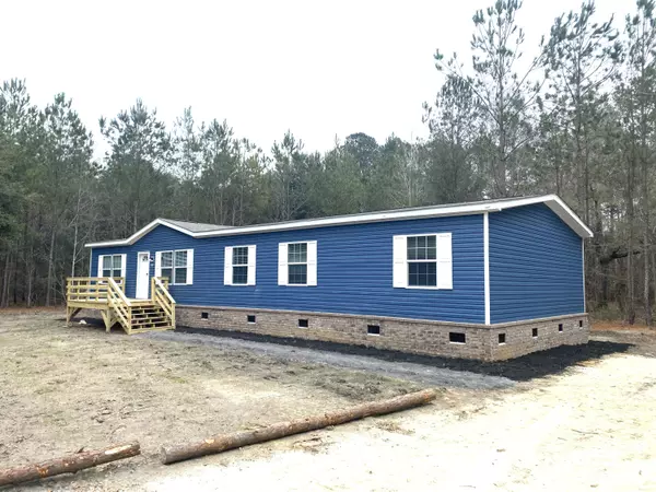 Bonneau, SC 29431,355 Dike Rd Rd