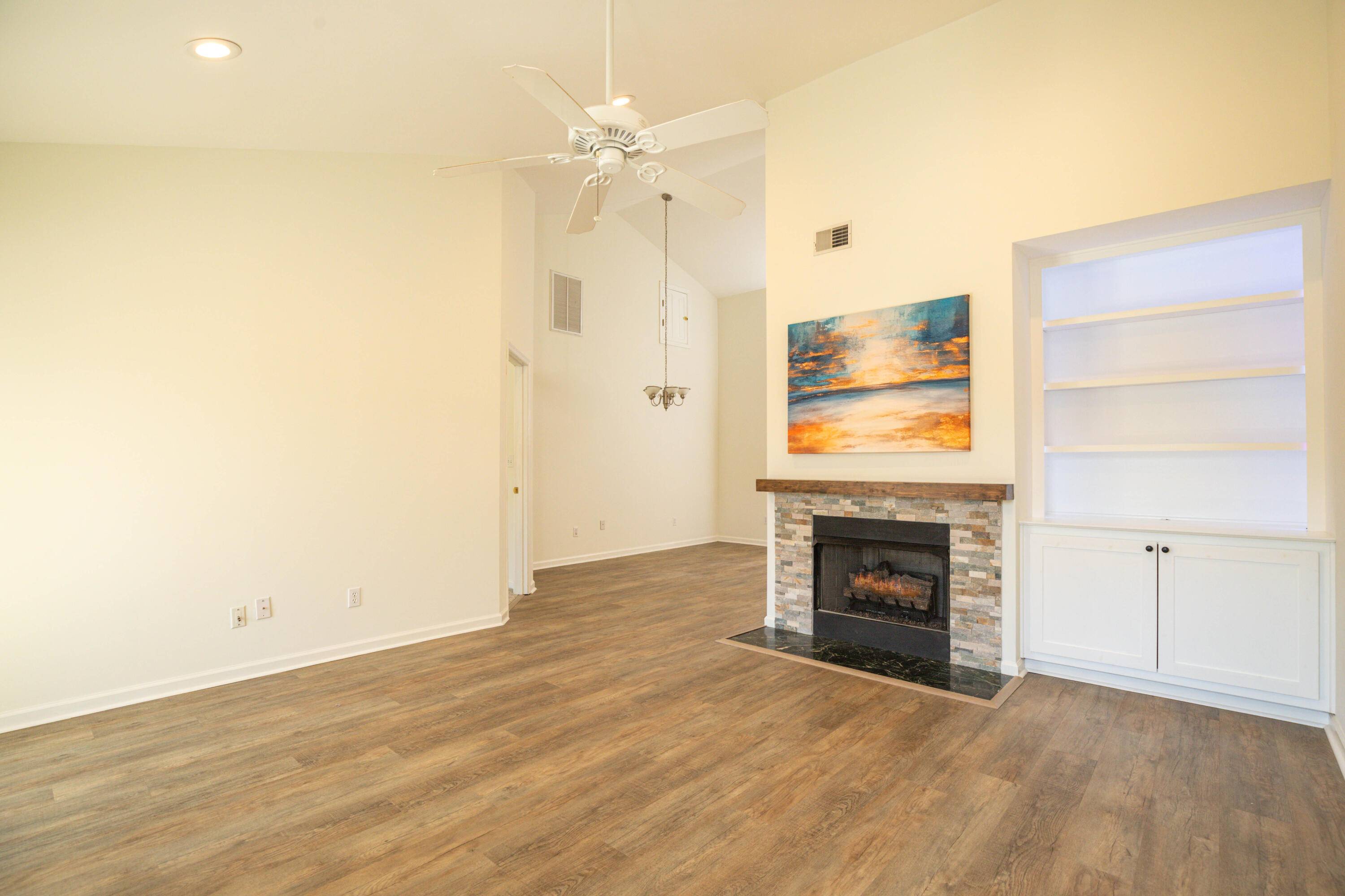 Charleston, SC 29414,2323 Tall Sail Dr #F