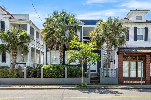 Charleston, SC 29403,167 Spring St #A/B
