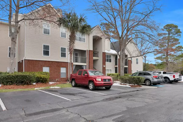 Mount Pleasant, SC 29466,2011 N Highway 17 #2100q