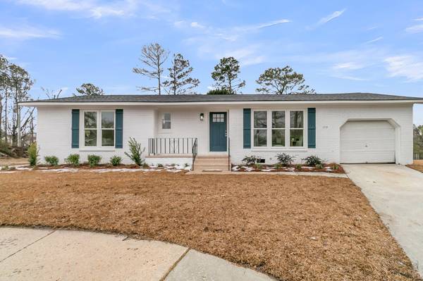 310 Shortleaf Dr, Ladson, SC 29456