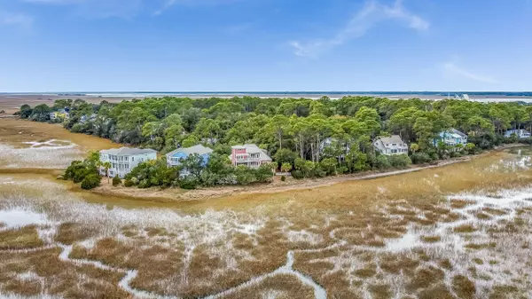 Saint Helena Island, SC 29920,45 Ocean Marsh Ln