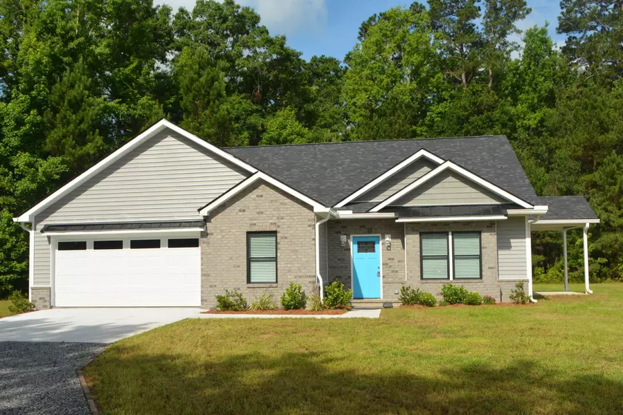 1034 Weeks Lane, Round O, SC 29474