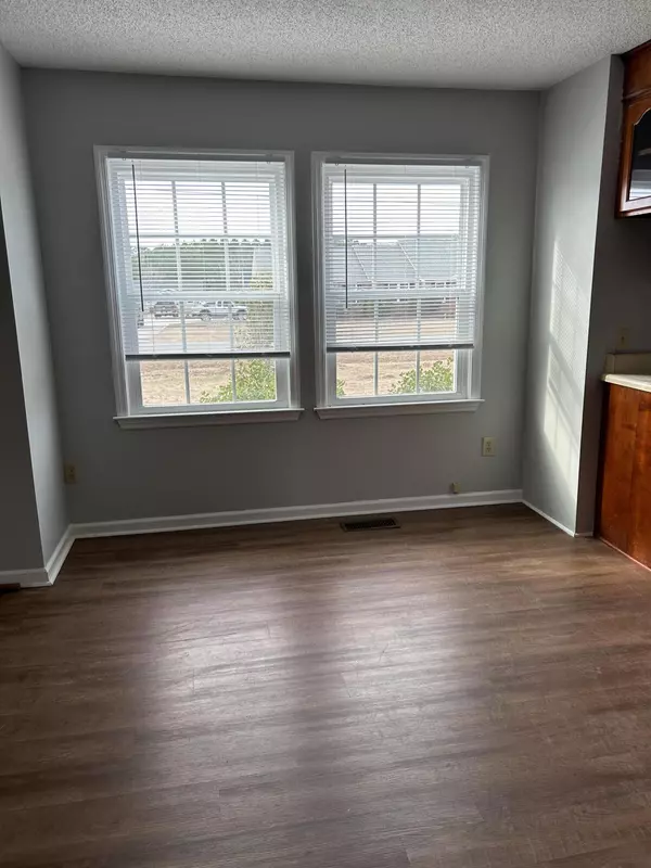 Saint George, SC 29477,206 Dora Dr