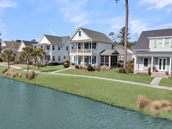 4007 Capensis Ln, Ravenel, SC 29470