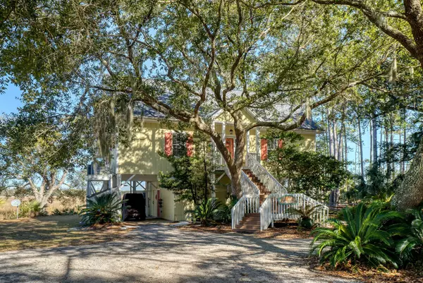 Edisto Island, SC 29438,8934 Sandy Creek Rd
