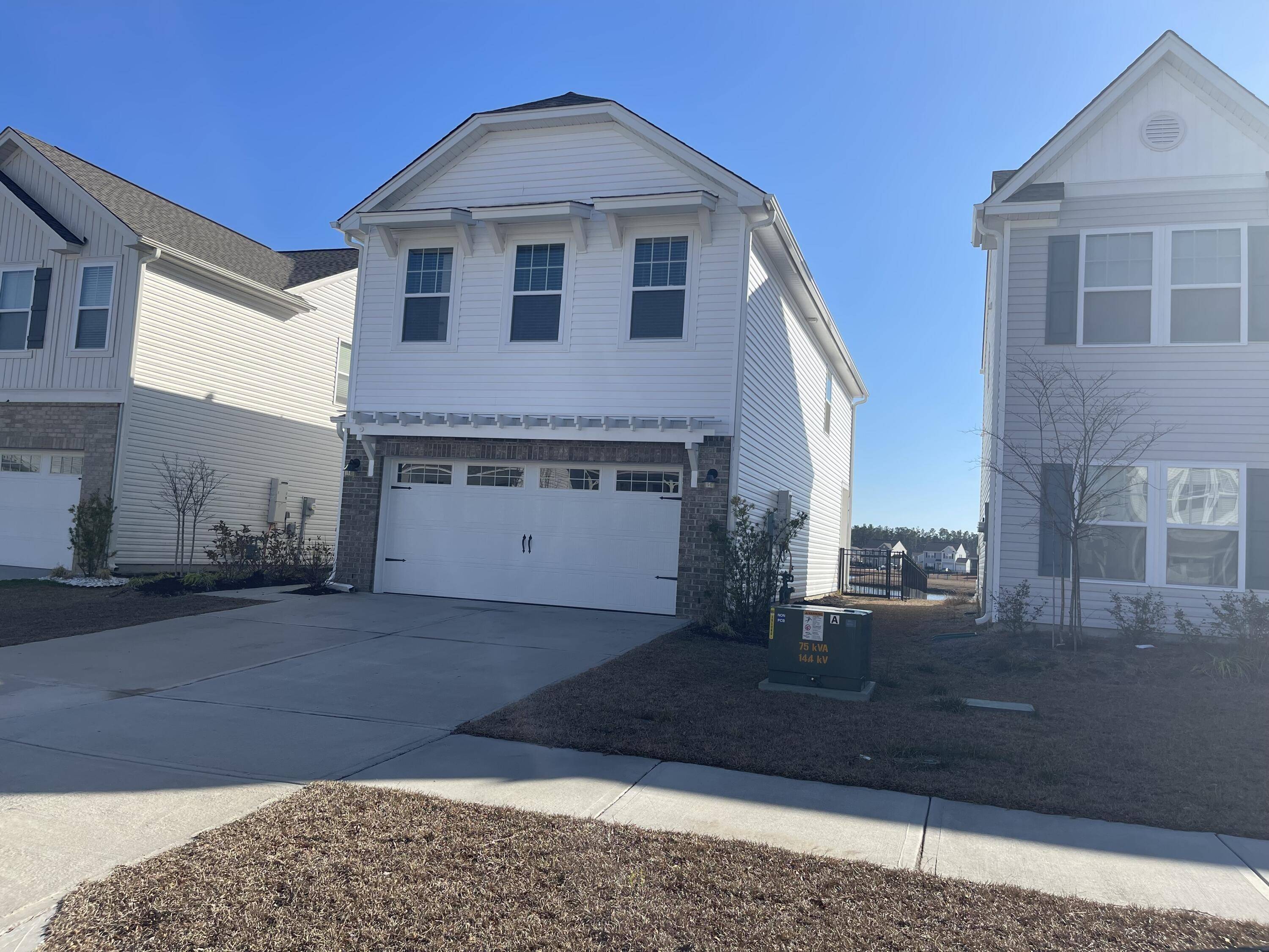 515 Purple Finch Rd, Summerville, SC 29486