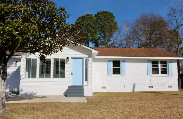 Goose Creek, SC 29445,109 Iris St