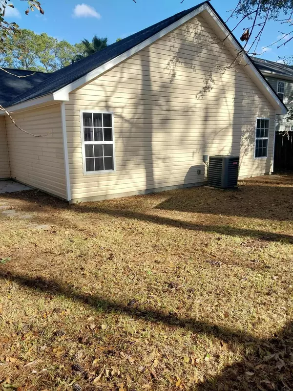 Summerville, SC 29483,139 Trickle Dr