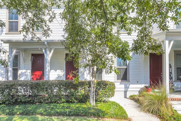 Summerville, SC 29486,234 Oak Park St