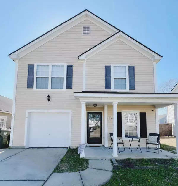 319 Bradley Bend Dr, Moncks Corner, SC 29461