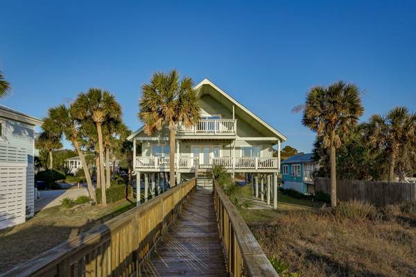 403 W West Ashley Ave, Folly Beach, SC 29439