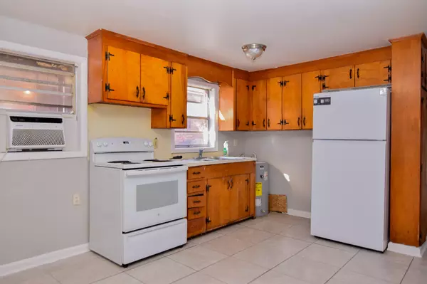 North Charleston, SC 29405,1920 Token St #A