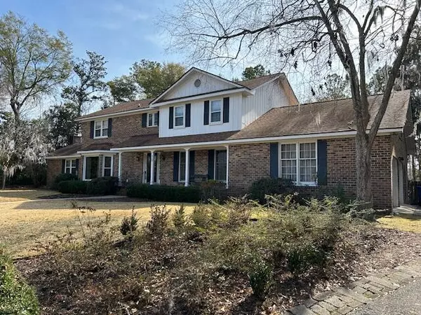 Charleston, SC 29407,19 Fort Royal Ave