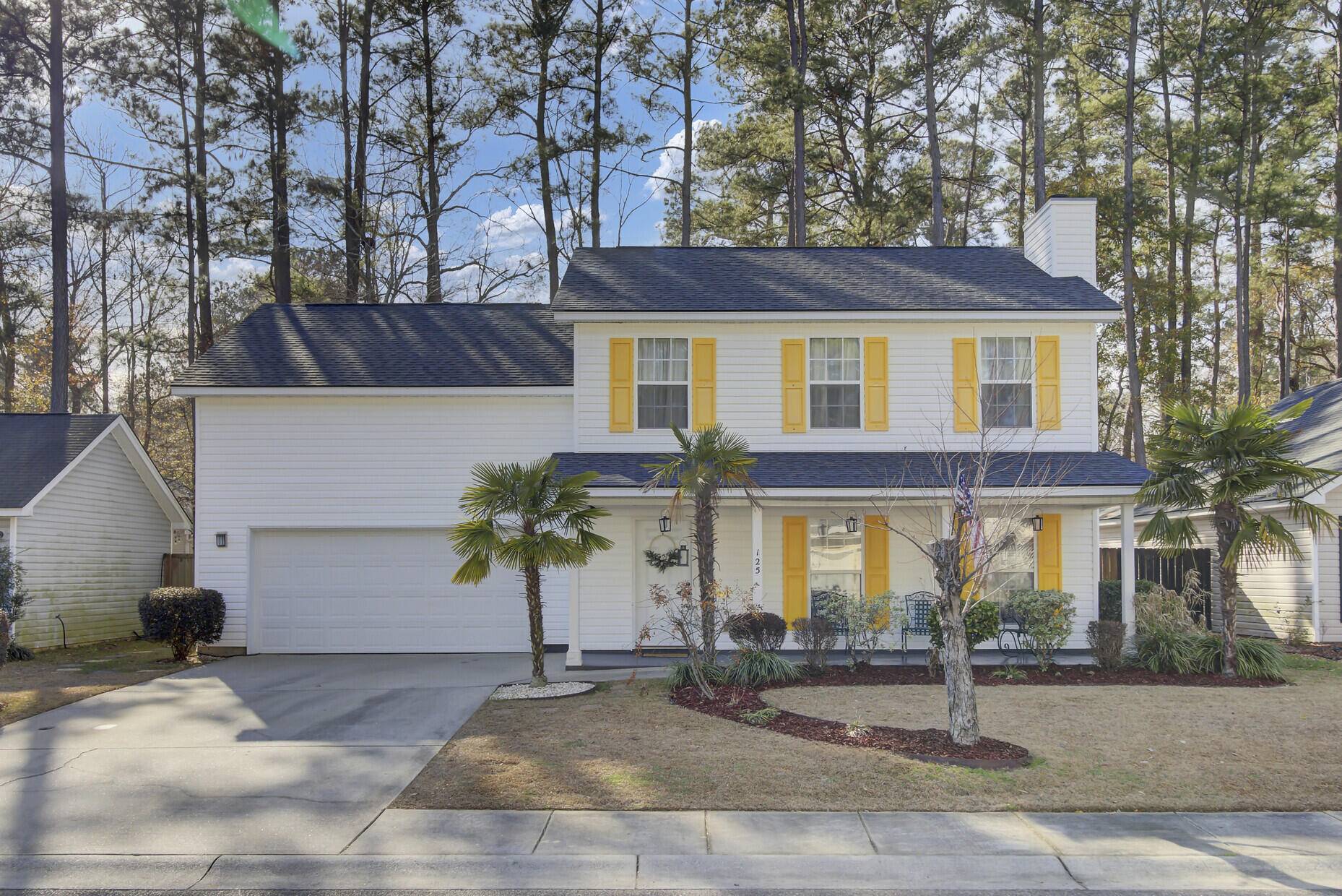 125 Trickle Dr, Summerville, SC 29483