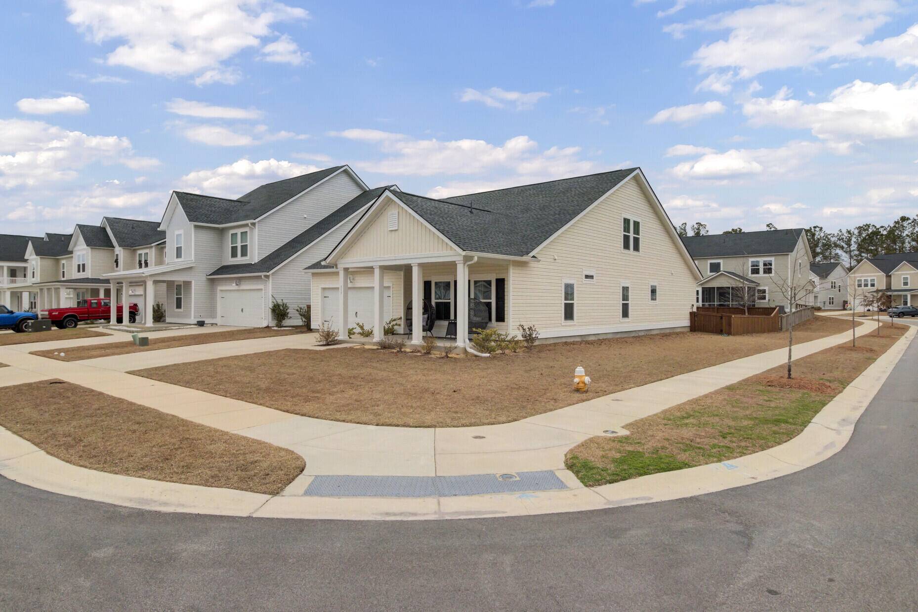 Summerville, SC 29483,117 Upper Trestles Ave