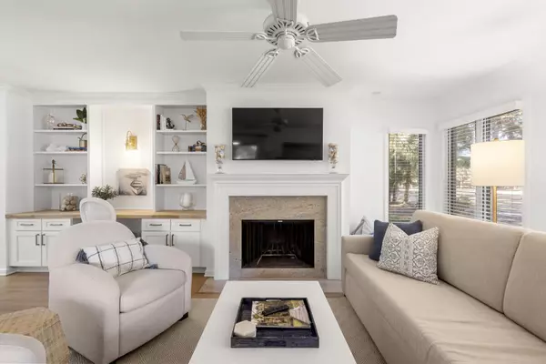Kiawah Island, SC 29455,4545 Park Lake Dr