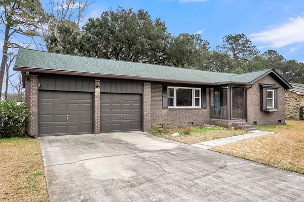 Summerville, SC 29483,307 Driver Ave