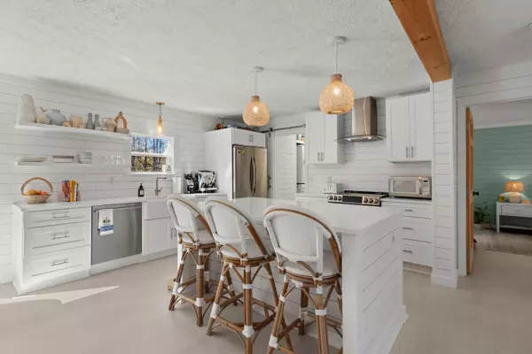 Mcclellanville, SC 29458,1261 Highway 45