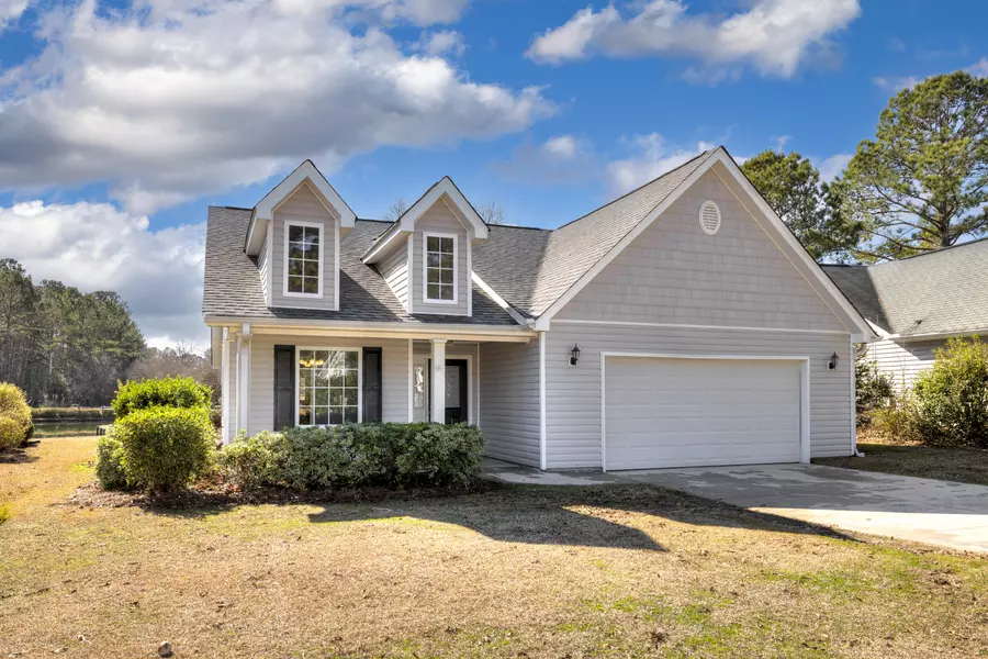 1051 Blue Heron Pt, Manning, SC 29102