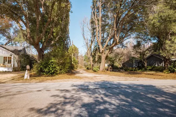 Johns Island, SC 29455,4294 River Rd