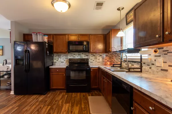 Elloree, SC 29047,129 Monsum Ct