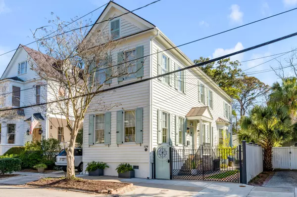 179 Wentworth St, Charleston, SC 29401