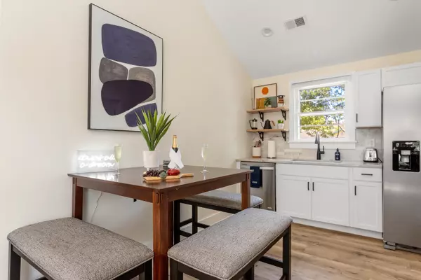 North Charleston, SC 29405,5110 Temple St