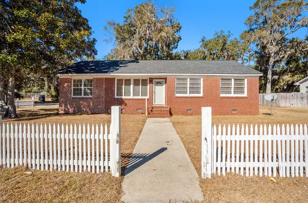 1115 Emmons St,  Beaufort,  SC 29902