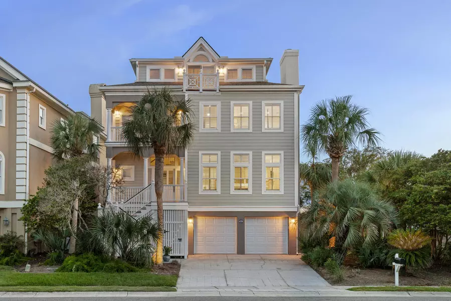 10 Ocean Point Dr, Isle Of Palms, SC 29451