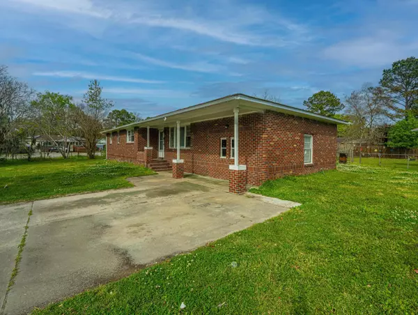 North Charleston, SC 29418,5322 Dorchester Rd