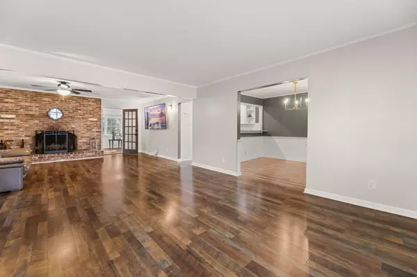 Hanahan, SC 29410,1027 Yeamans Hall Rd