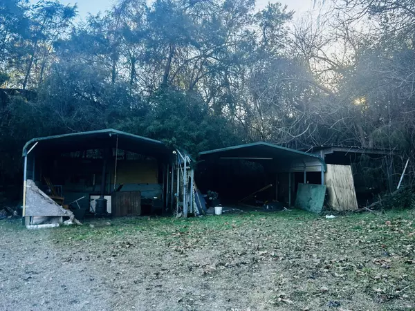 Saint Matthews, SC 29135,504 F R Huff Dr