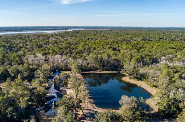 Beaufort, SC 29907,37 Fairfield Road Rd