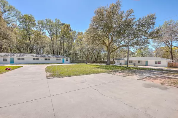 4345 Leslie St, North Charleston, SC 29418