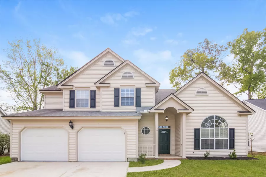 204 Candleberry Cir, Goose Creek, SC 29445