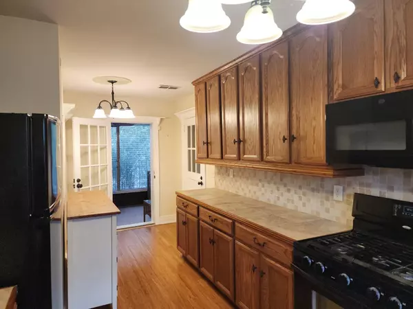 Hanahan, SC 29410,1216 Eastwood Ave